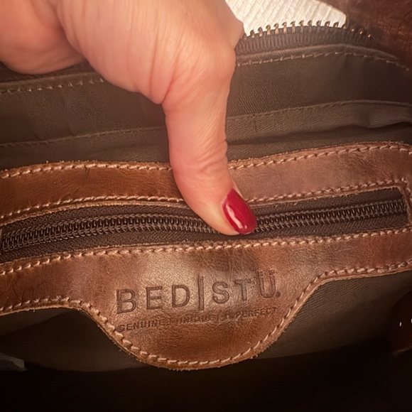 Bed Stu Orchid crossbody - Picture 13 of 16